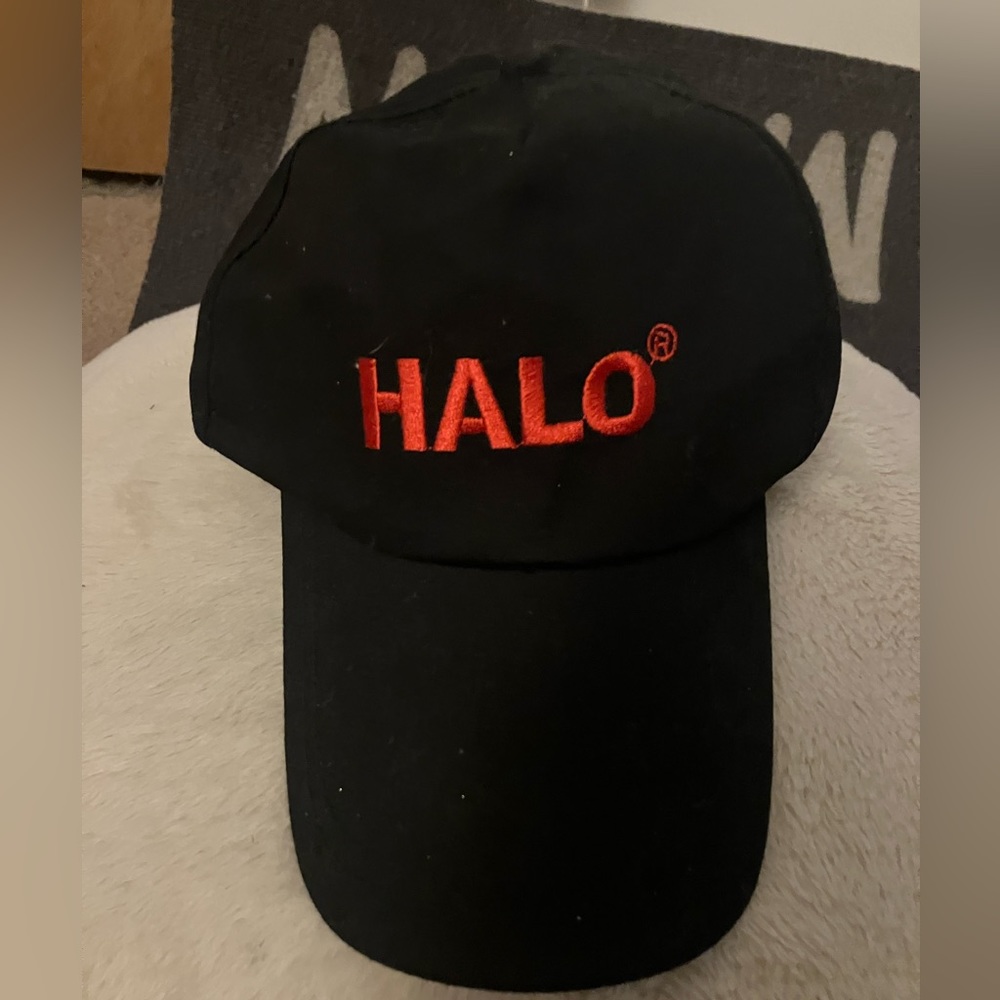 Halo hat NWOT